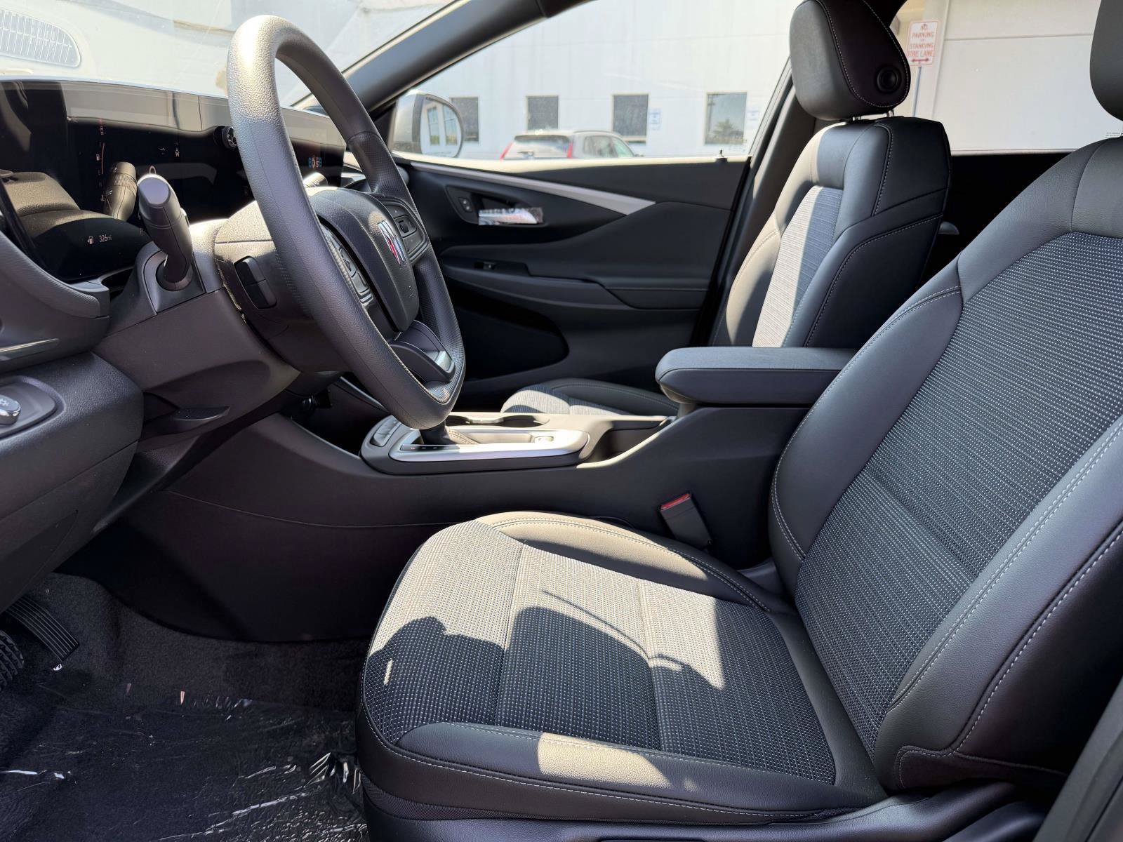 New 2026 Buick Envista Preferred w/ Advanced Safety Package FWD image 8