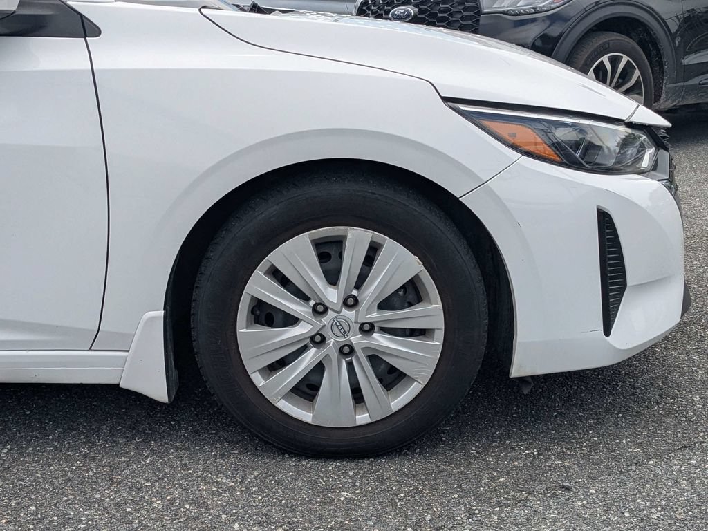 Used 2024 Nissan Sentra S FWD image 11