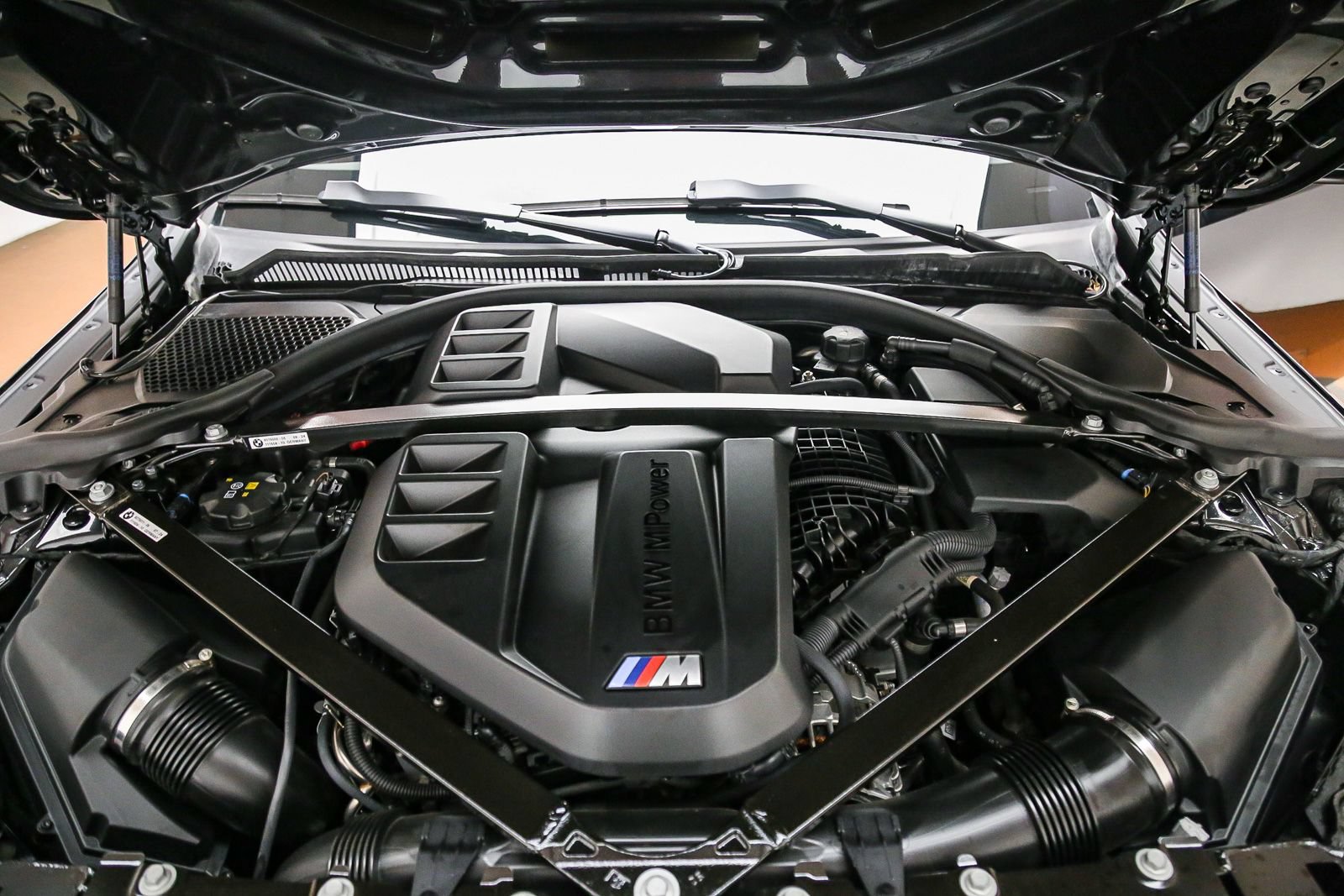Certified 2024 BMW M2 w/ Lighting Package RWD image 28