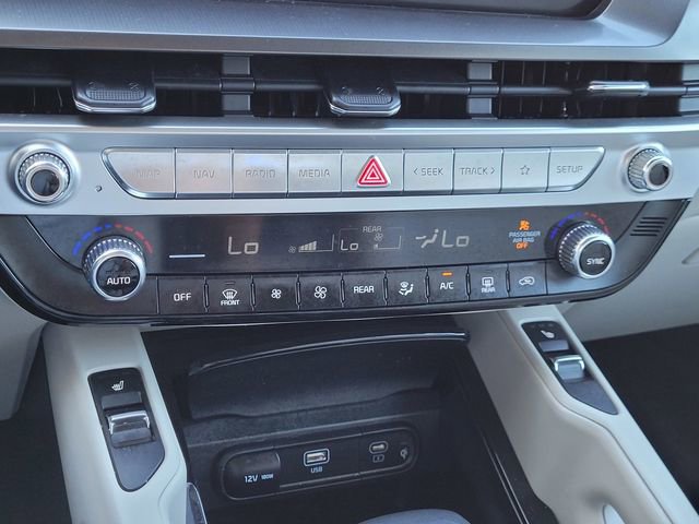 Used 2023 Kia Telluride S w/ S Sunroof Package FWD image 11
