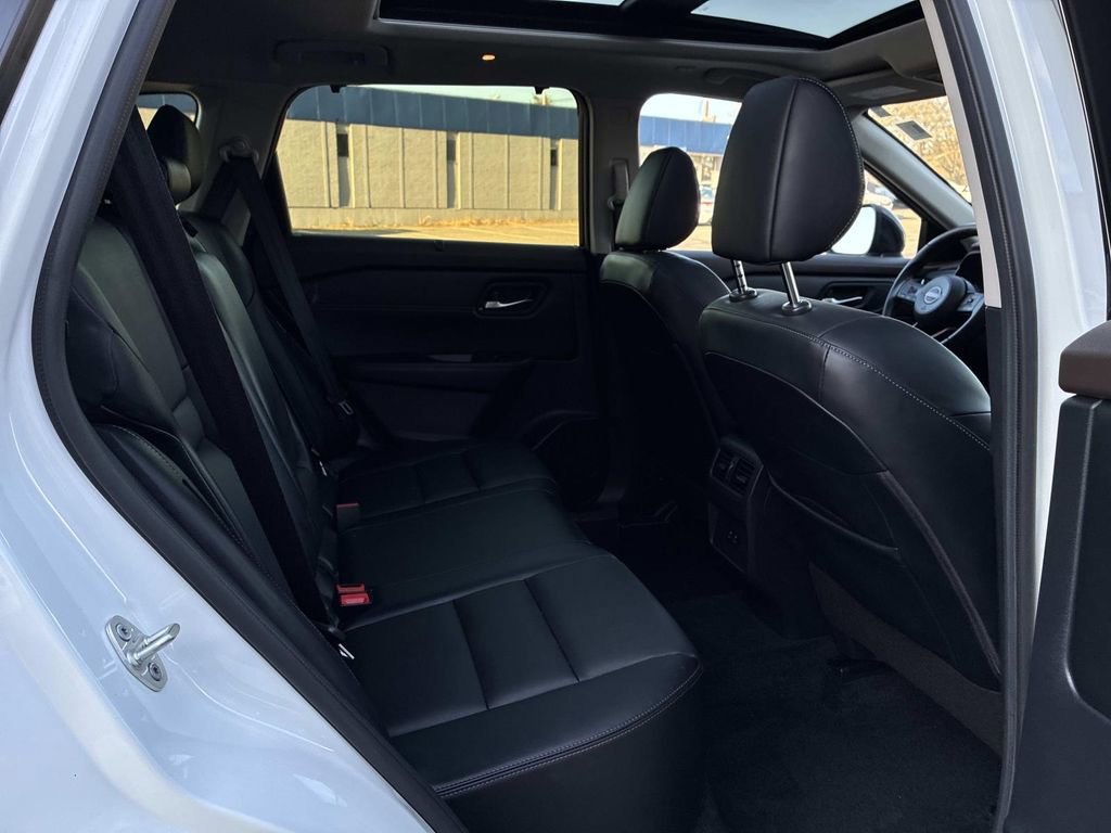 Certified 2023 Nissan Rogue SV w/ SV Premium B Package image 11