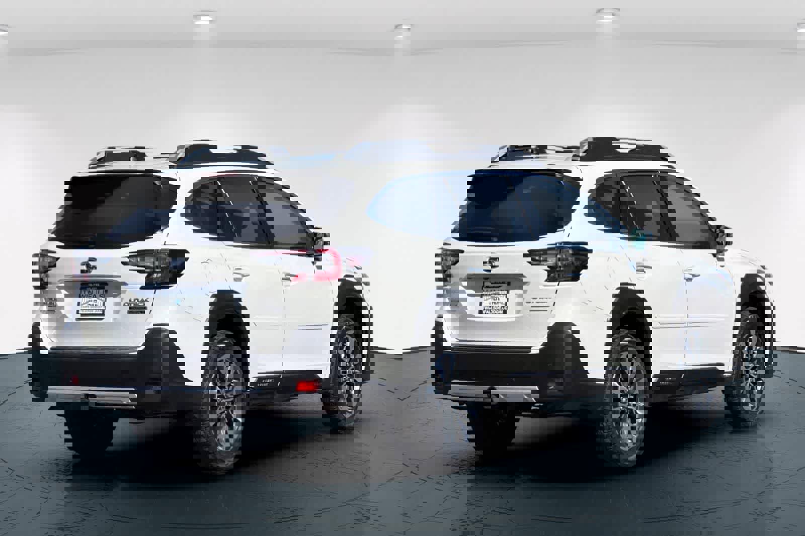 Used 2023 Subaru Outback Touring XT w/ Popular Package #2 image 2