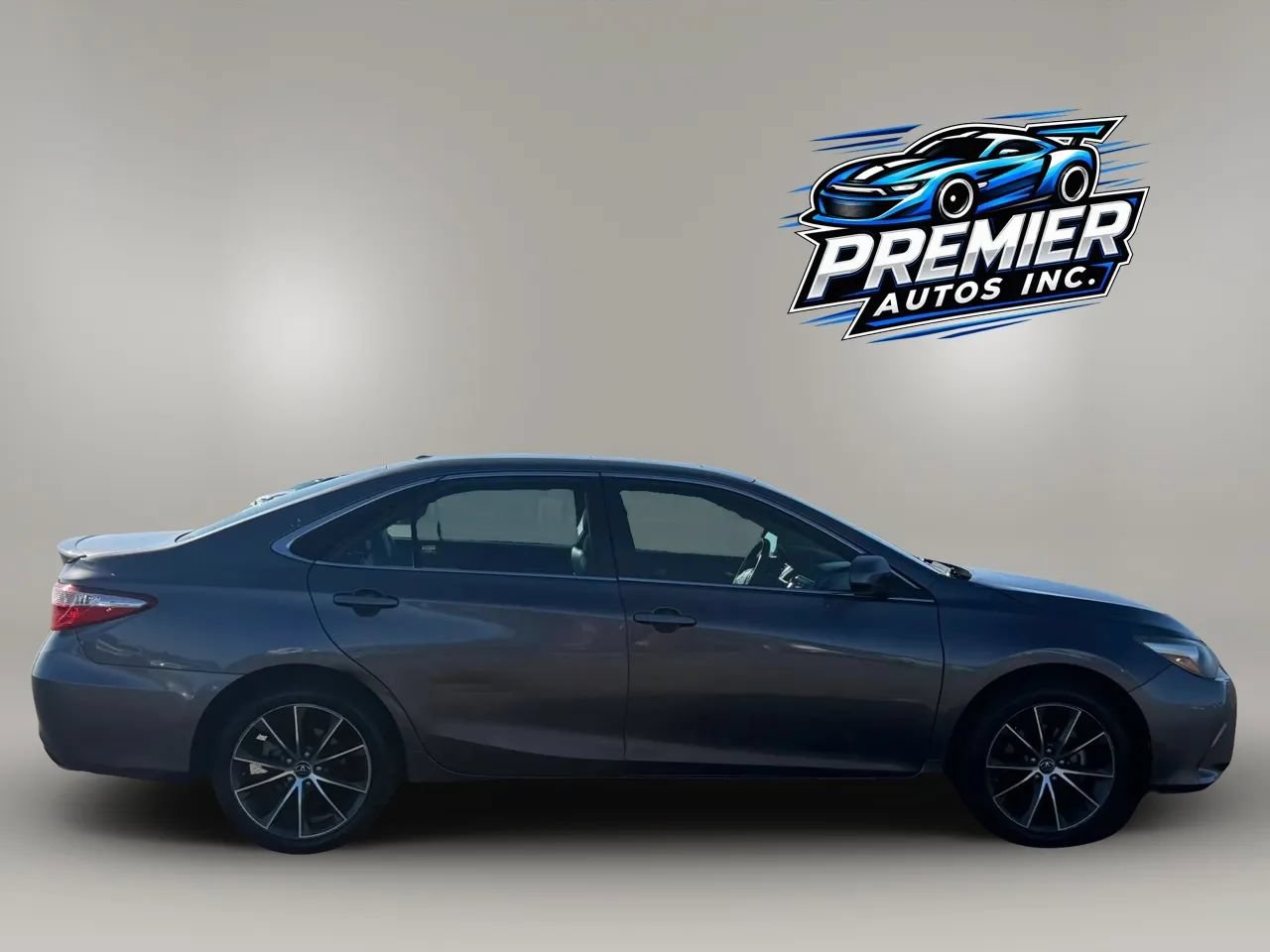 Used 2016 Toyota Camry XSE w/ Moonroof Package FWD image 7
