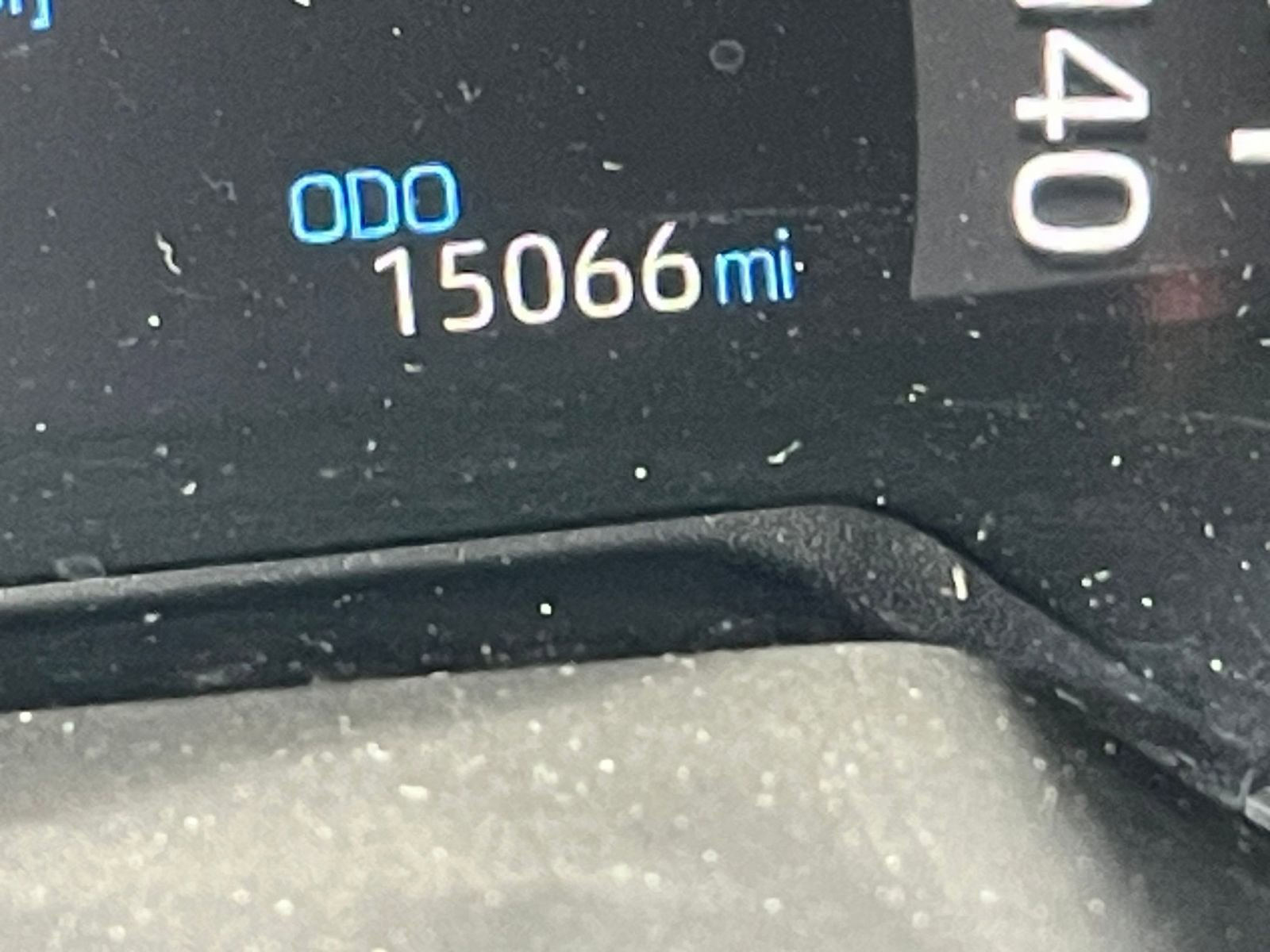 Used 2025 Toyota RAV4 XLE image 40