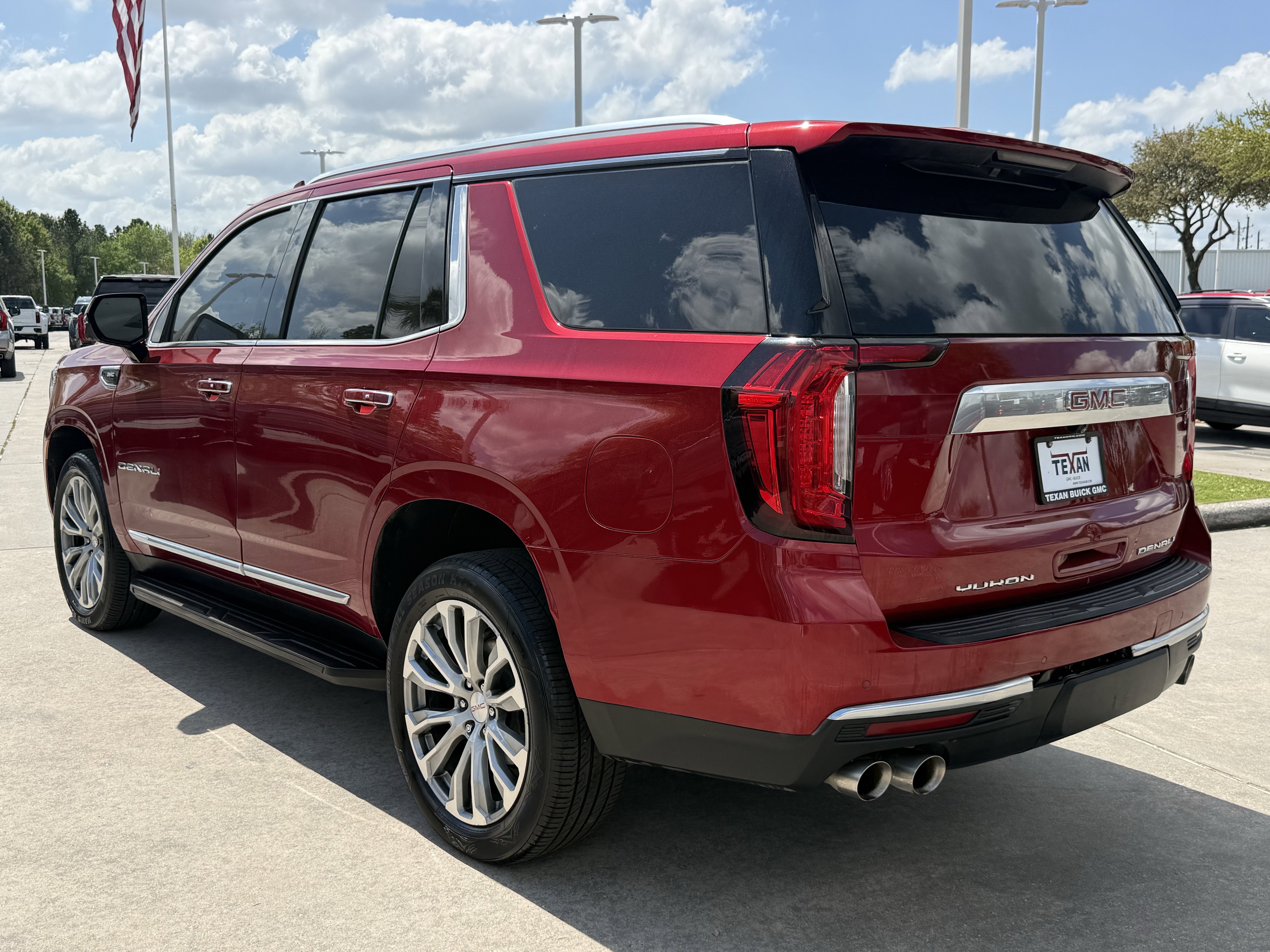 Used 2021 GMC Yukon Denali image 7