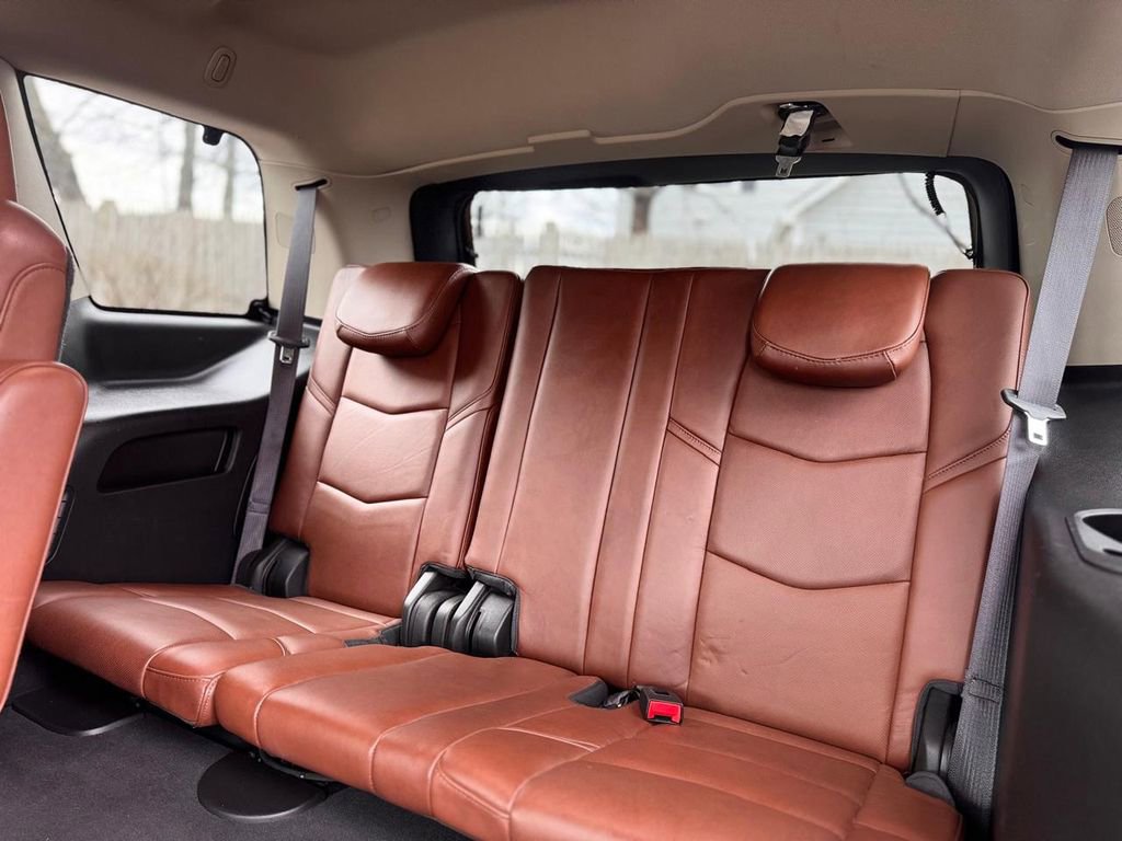 Used 2017 Cadillac Escalade Premium Luxury w/ LPO, Radiant Package image 22