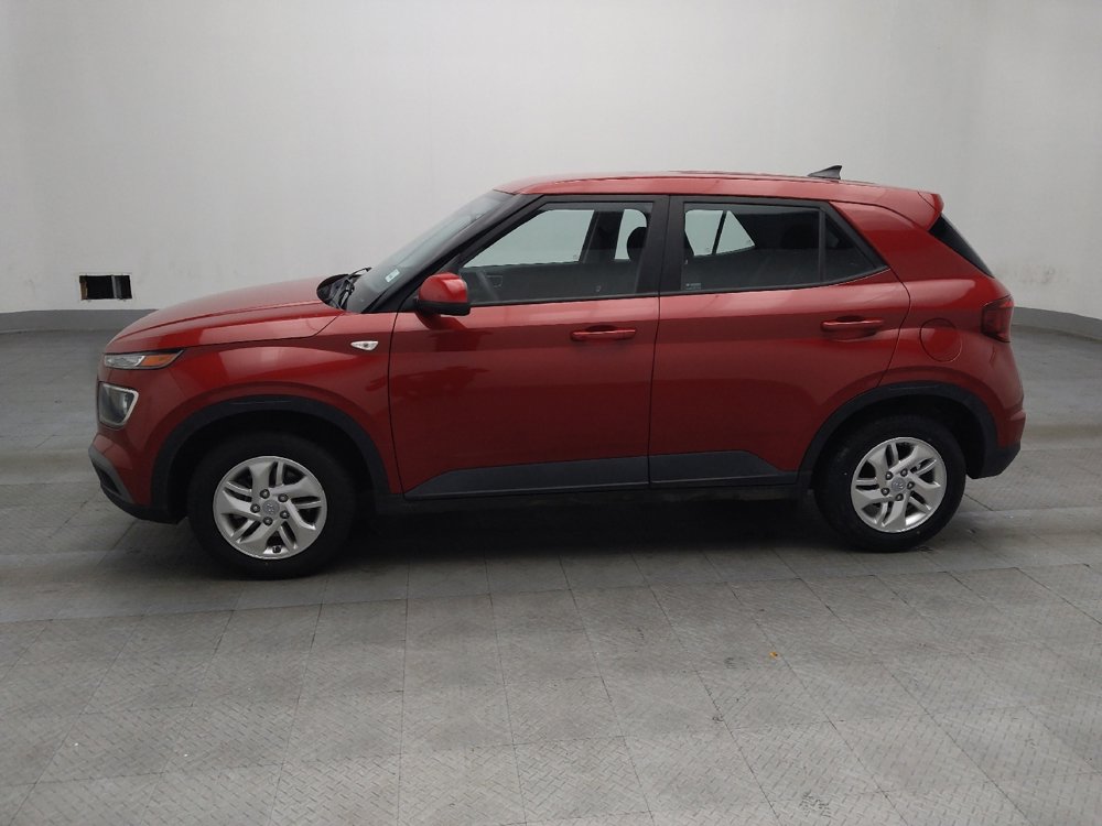 Used 2021 Hyundai Venue SE image 2