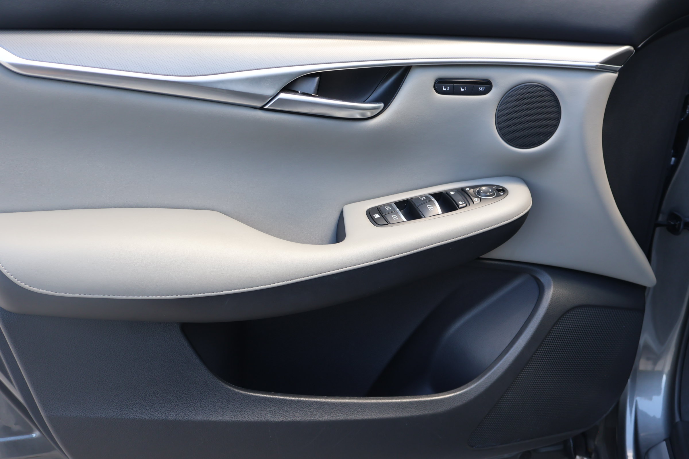 Certified 2023 INFINITI QX50 Luxe FWD image 14