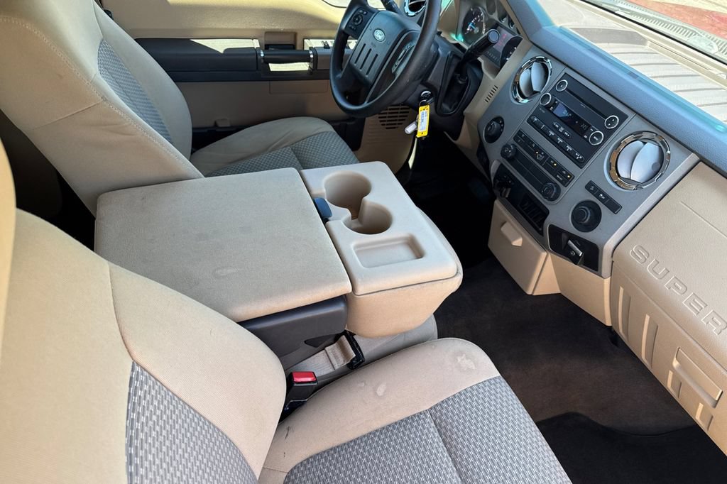 Used 2016 Ford F250 XLT w/ XLT Premium Package AWD/4WD image 15