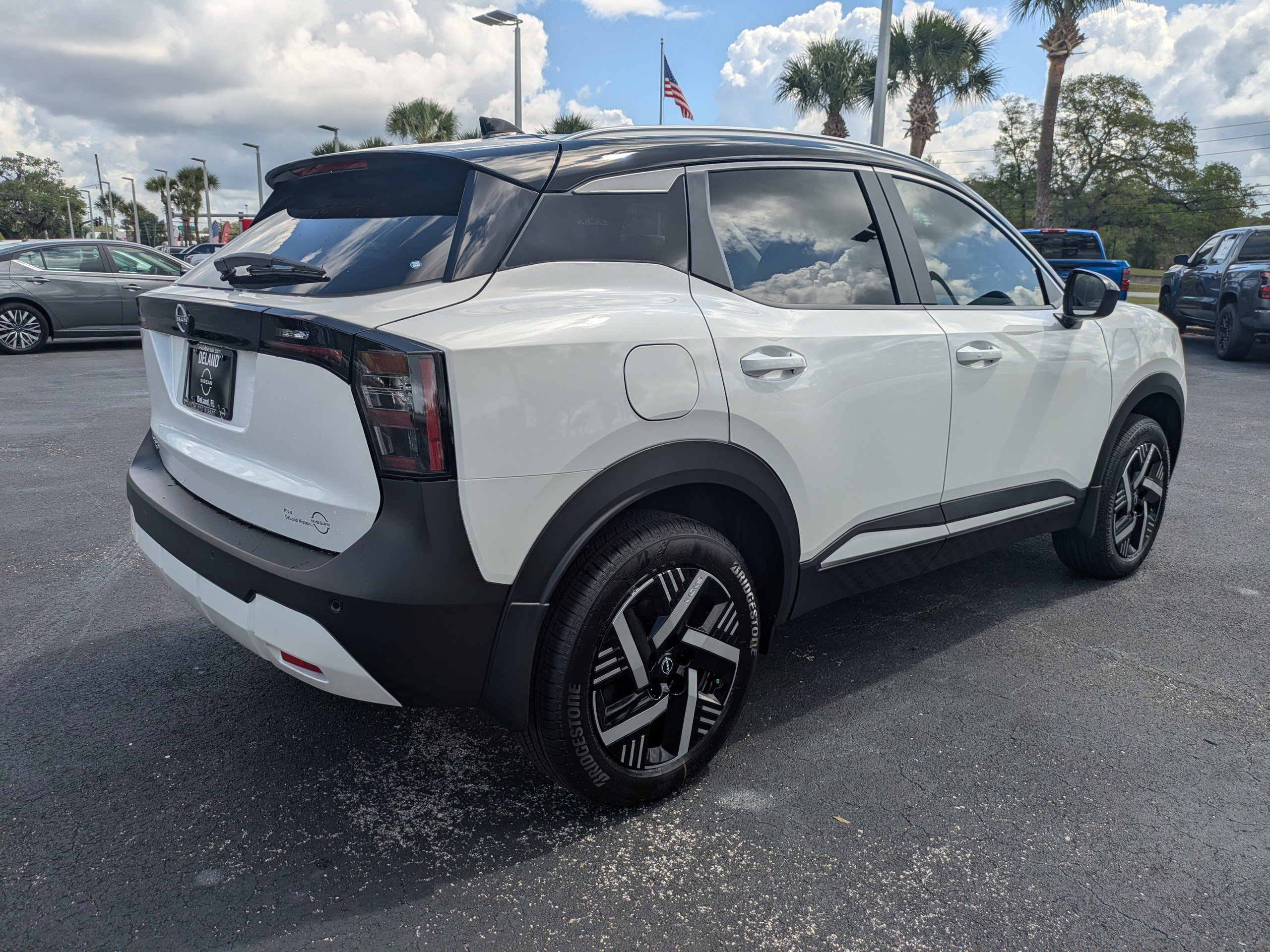New 2026 Nissan Kicks SV FWD image 4