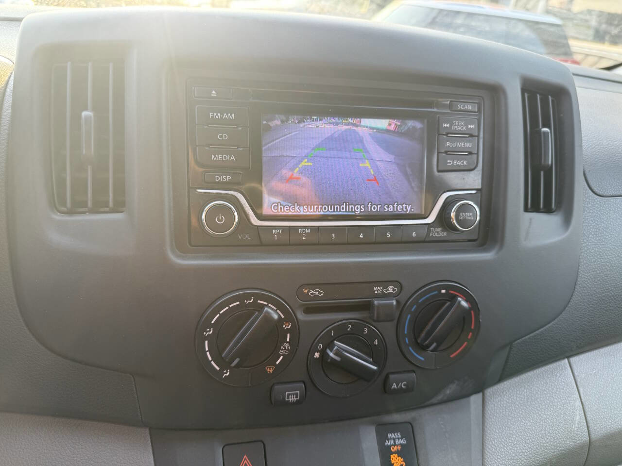 Used 2019 Nissan NV200 S FWD image 32