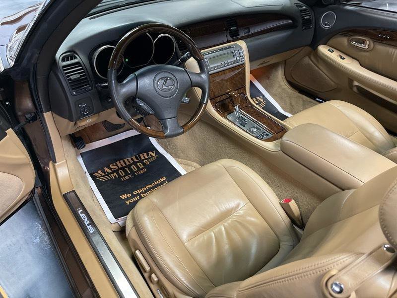 Used 2006 Lexus SC 430 Convertible image 24