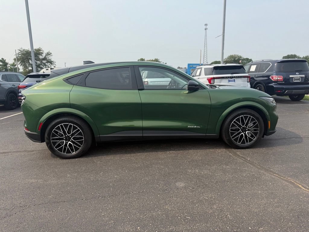 Certified 2025 Ford Mustang Mach-E Premium AWD/4WD image 9