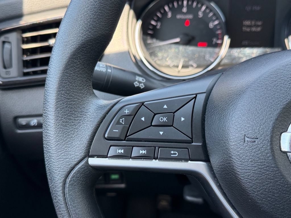 Used 2019 Nissan Rogue S FWD image 21