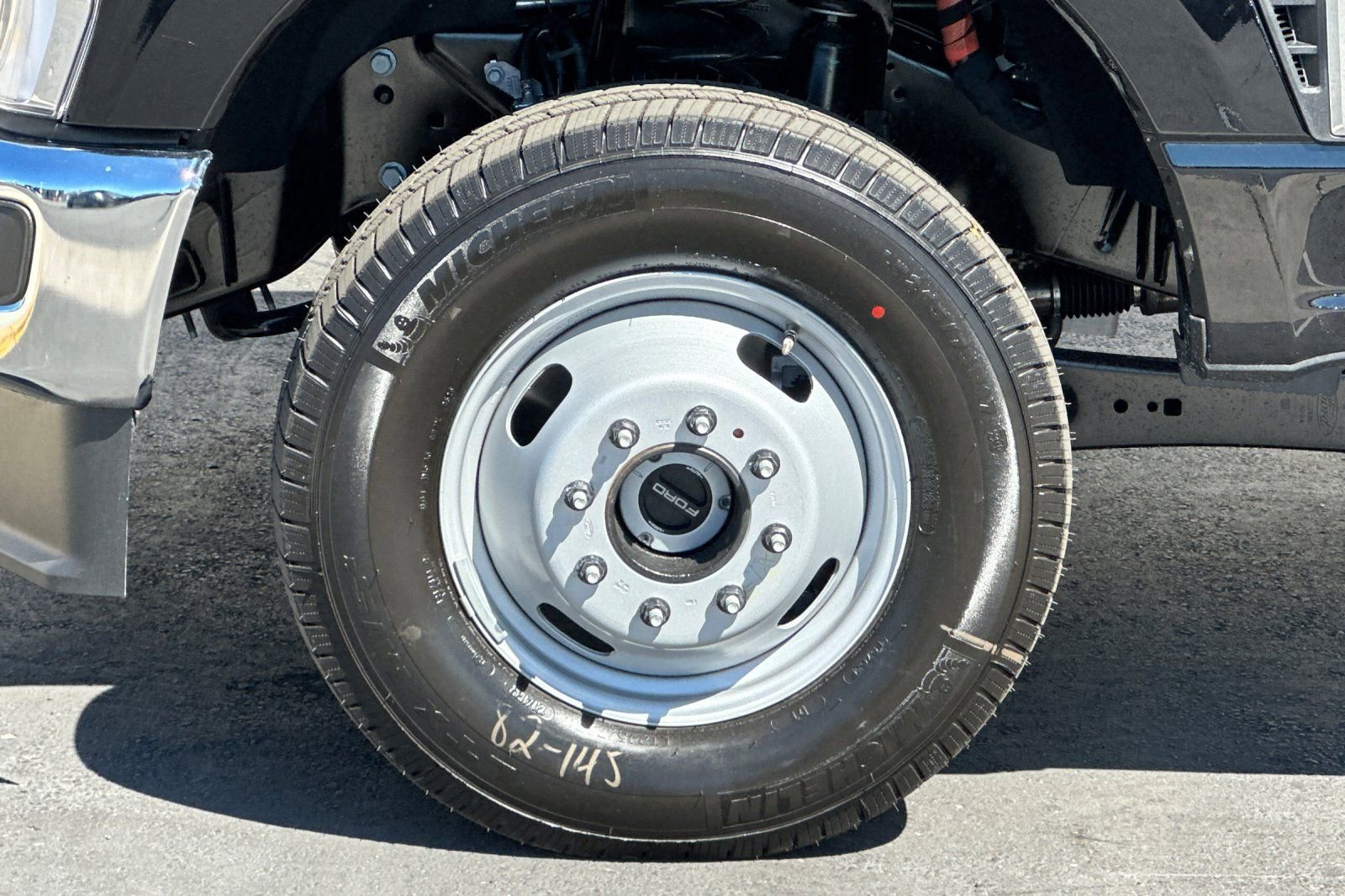 New 2026 Ford F350 XLT w/ XLT Premium Package image 24