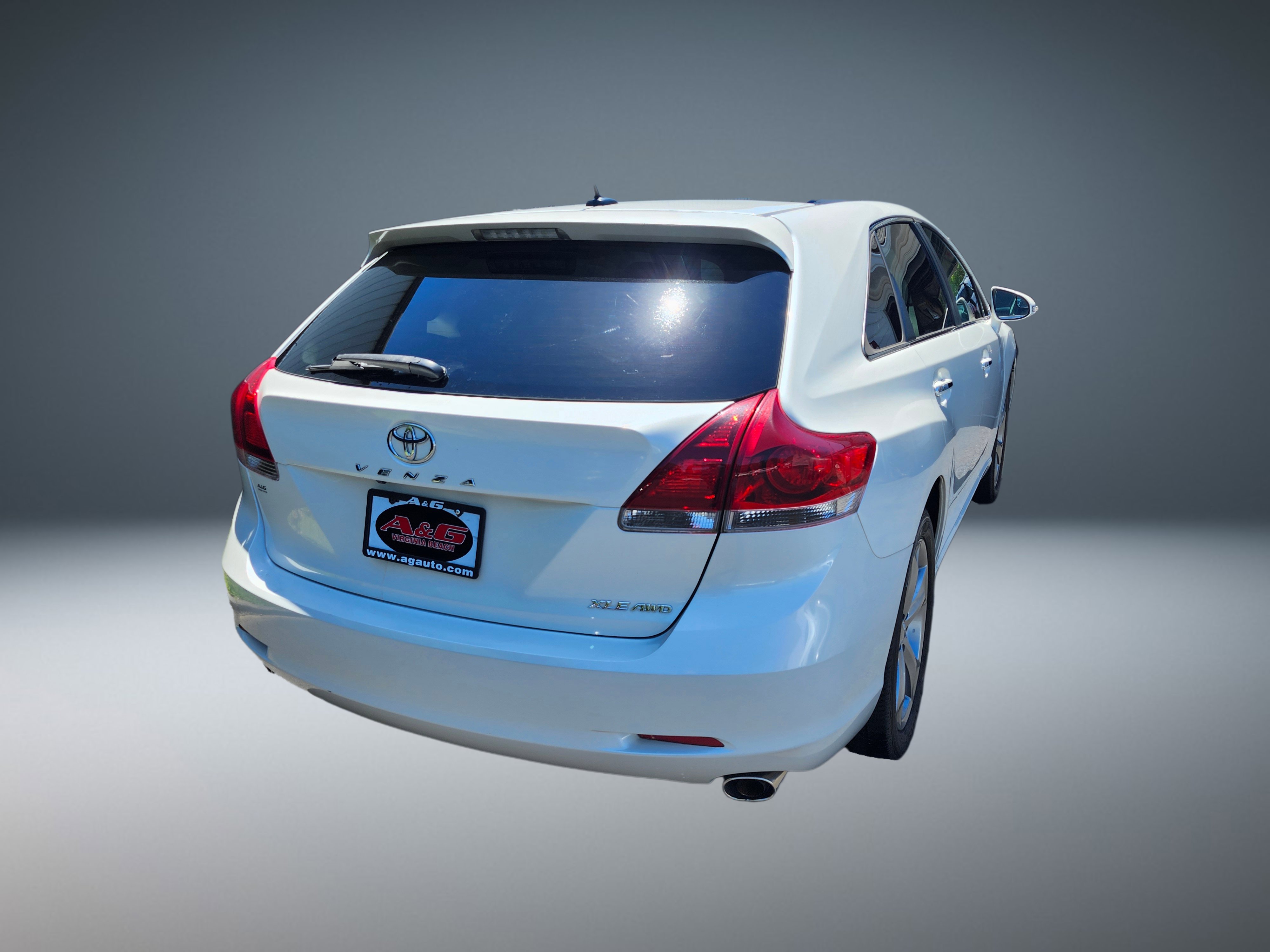 Used 2013 Toyota Venza XLE w/ XLE Premium Pkg AWD/4WD image 3