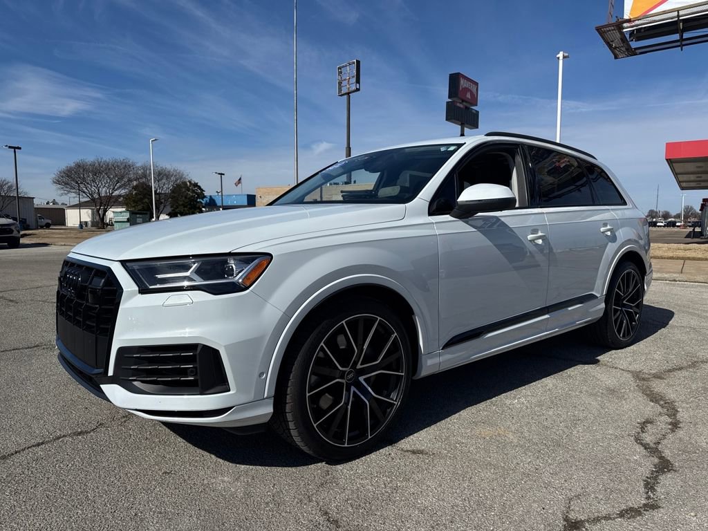Used 2022 Audi Q7 3.0T Prestige image 2