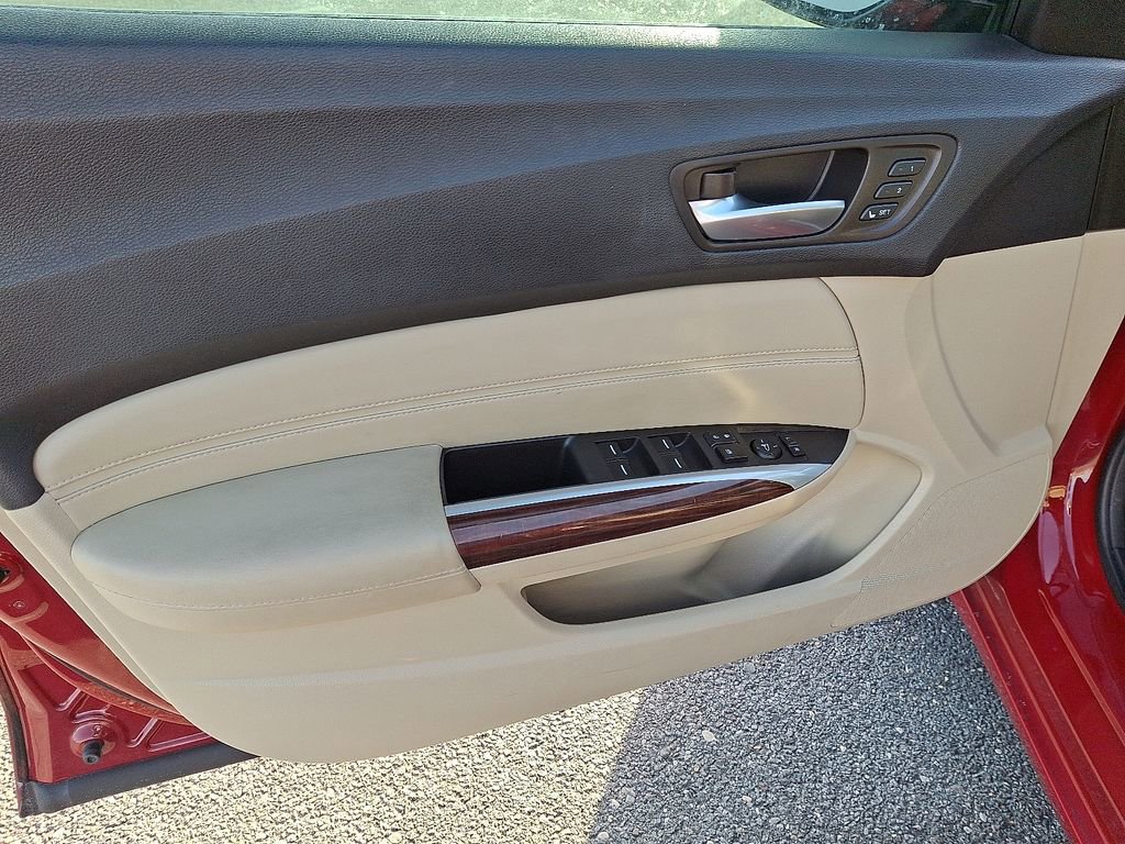 Used 2017 Acura TLX image 14