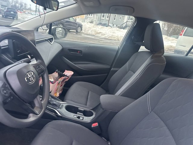 Used 2024 Toyota Corolla LE w/ LE Convenience Package image 6