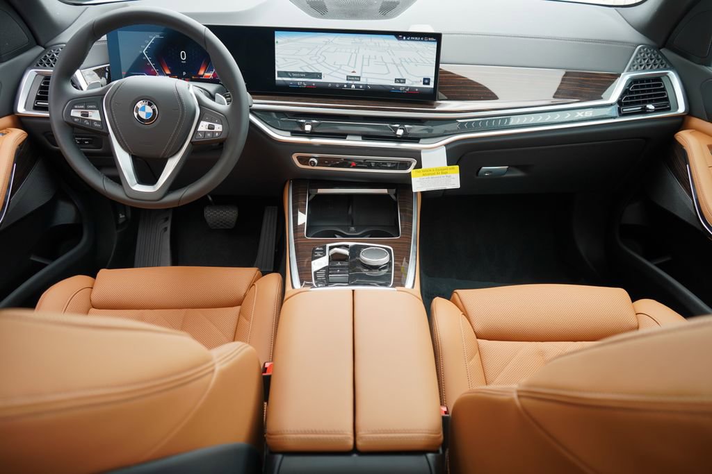 New 2026 BMW X5 sDrive40i image 12