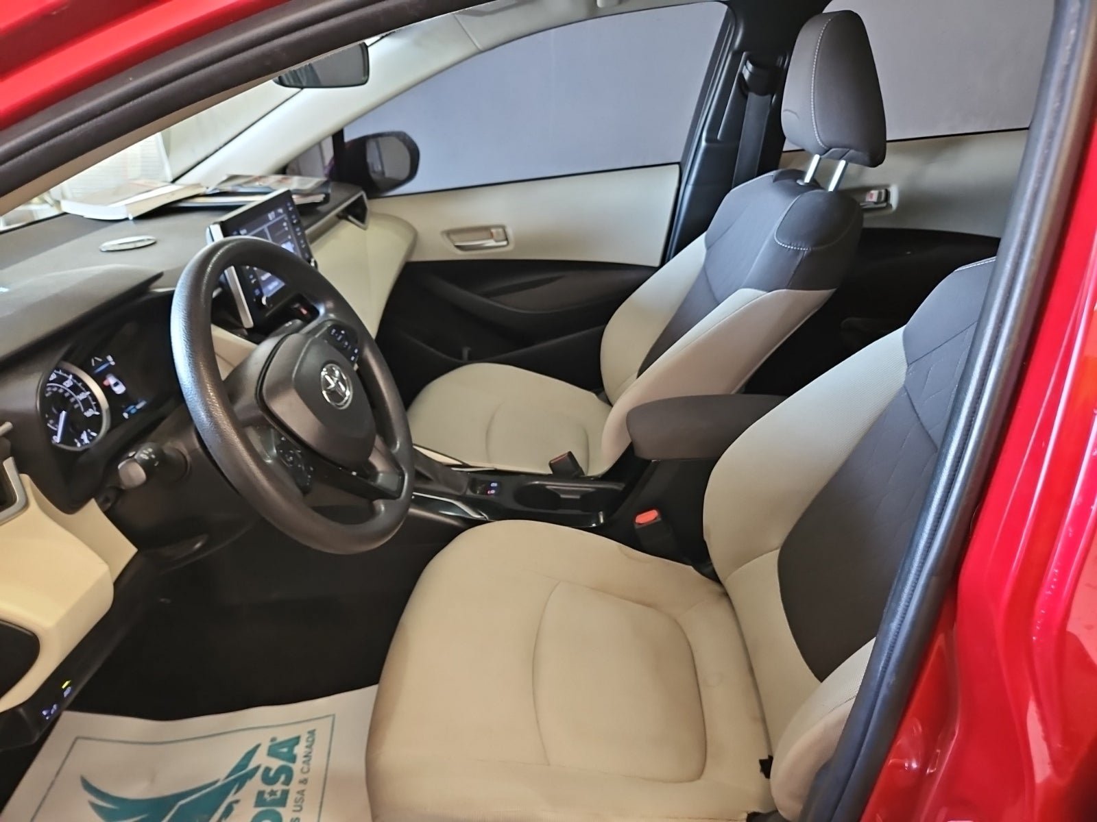Used 2021 Toyota Corolla LE FWD image 6