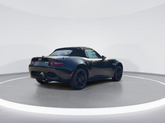New 2026 MAZDA MX-5 Miata Club w/ Interior Package RWD image 8