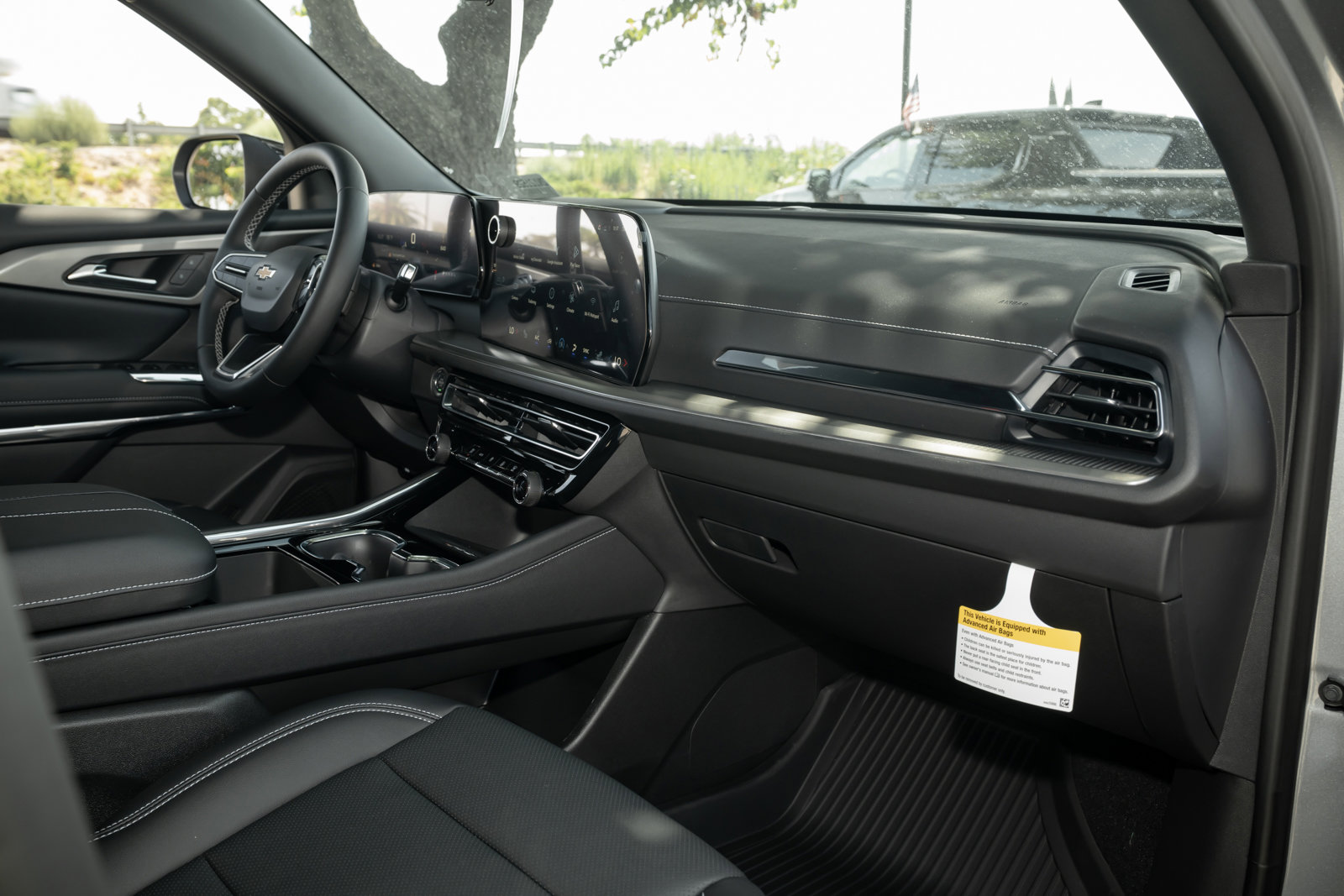 New 2026 Chevrolet Traverse LT w/ Driver Confidence Package image 38
