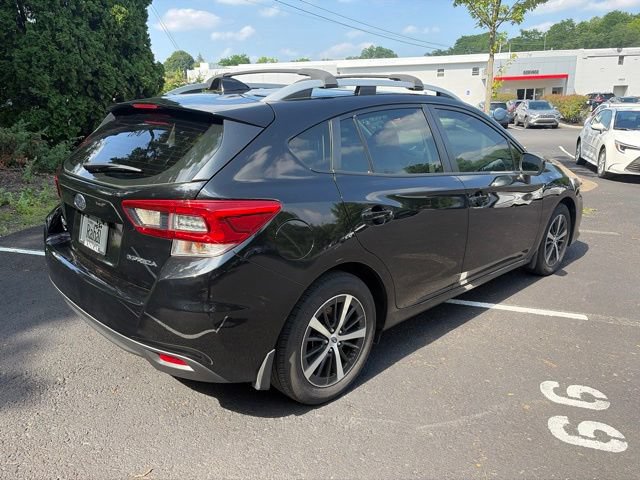 Used 2022 Subaru Impreza 2.0i Premium w/ Popular Package #3 AWD/4WD image 3