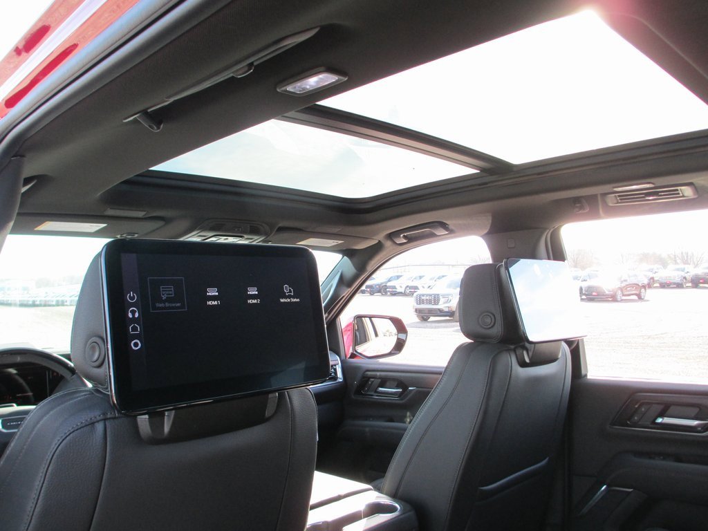 New 2026 GMC Yukon Denali w/ Denali Reserve Package image 13