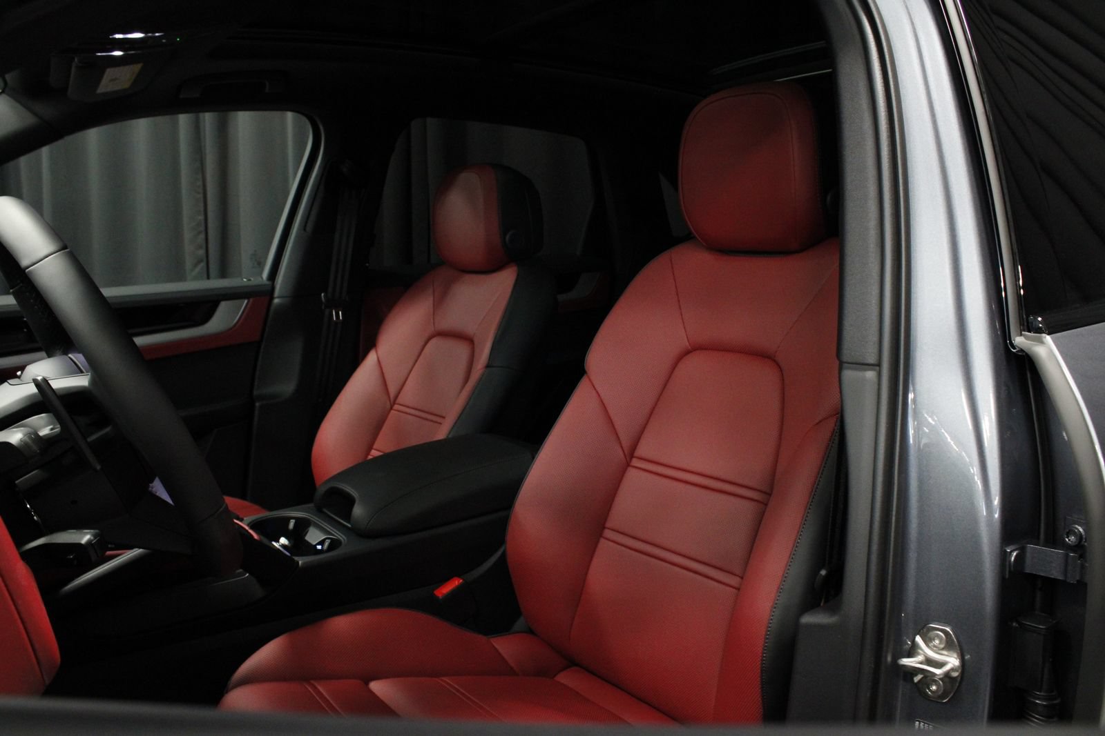 New 2026 Porsche Cayenne AWD/4WD image 19