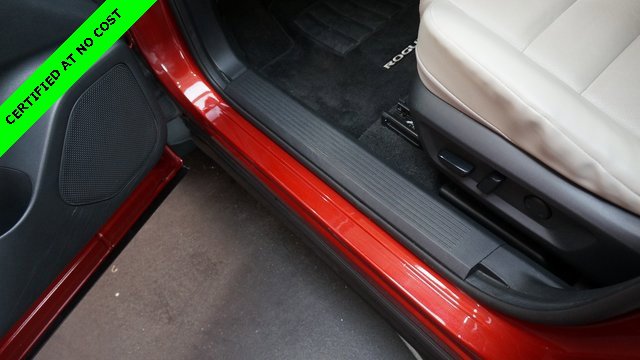 Used 2022 Nissan Rogue SV w/ SV Premium Package image 29