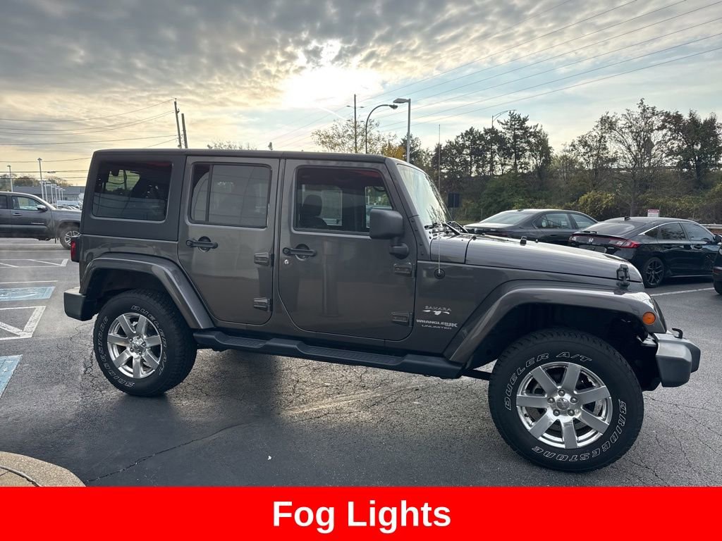 Used 2018 Jeep Wrangler Unlimited Sahara image 8