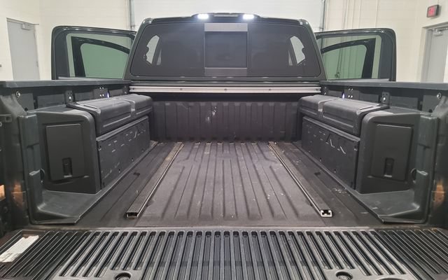 Used 2019 Nissan Titan PRO-4X w/ Pro-4x Convenience Package AWD/4WD image 14