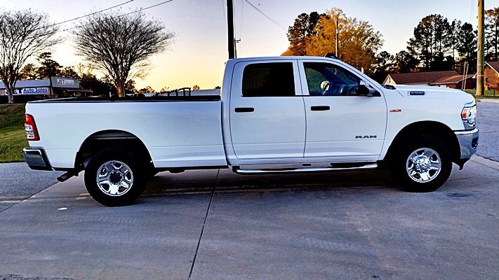 Used 2021 RAM 2500 Tradesman w/ Chrome Appearance Group image 10