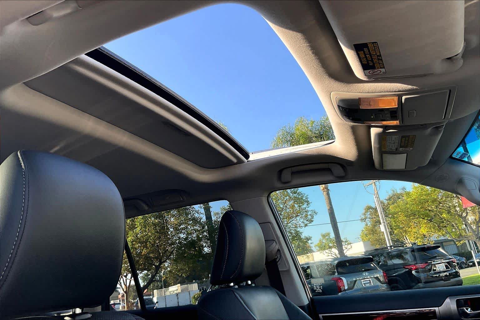 Used 2019 Lexus GX 460 Premium AWD/4WD image 13