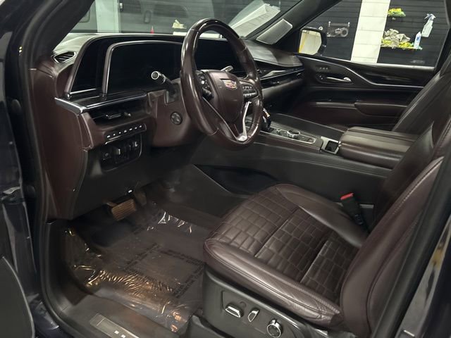 Used 2022 Cadillac Escalade ESV Premium Luxury Platinum image 13