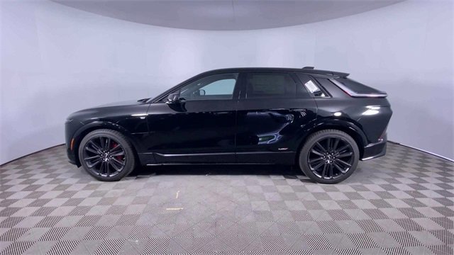 New 2026 Cadillac Lyriq V w/ LPO, Floor Liner Package image 28