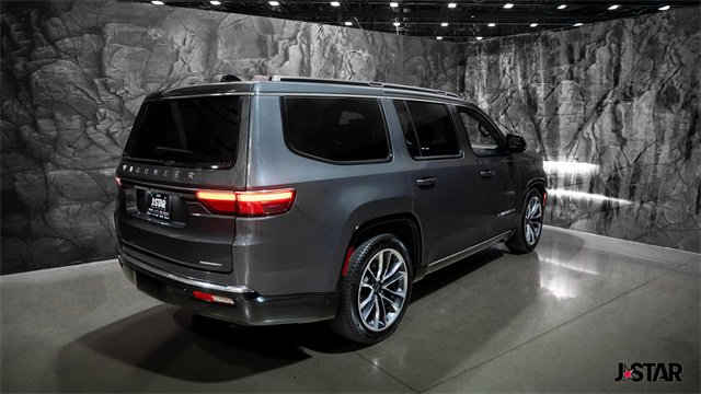 Used 2024 Jeep Wagoneer Series III w/ Premium Group I image 20