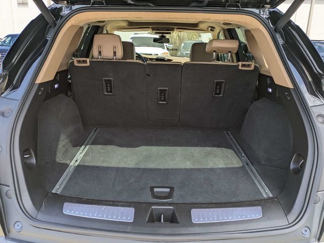 Used 2018 Cadillac XT5 Platinum AWD/4WD image 13