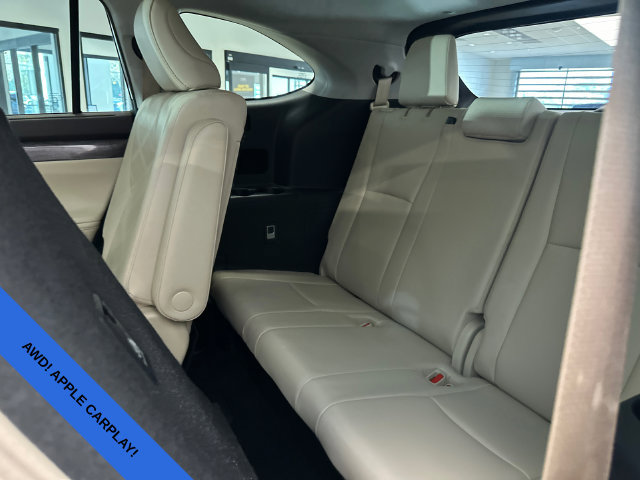 Used 2020 Toyota Highlander Platinum AWD/4WD image 16
