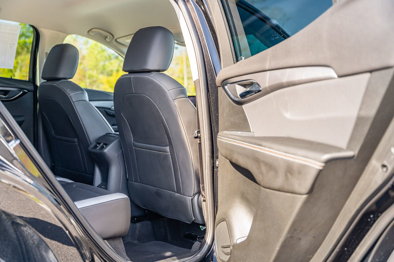 Used 2025 Buick Envision Sport Touring image 13