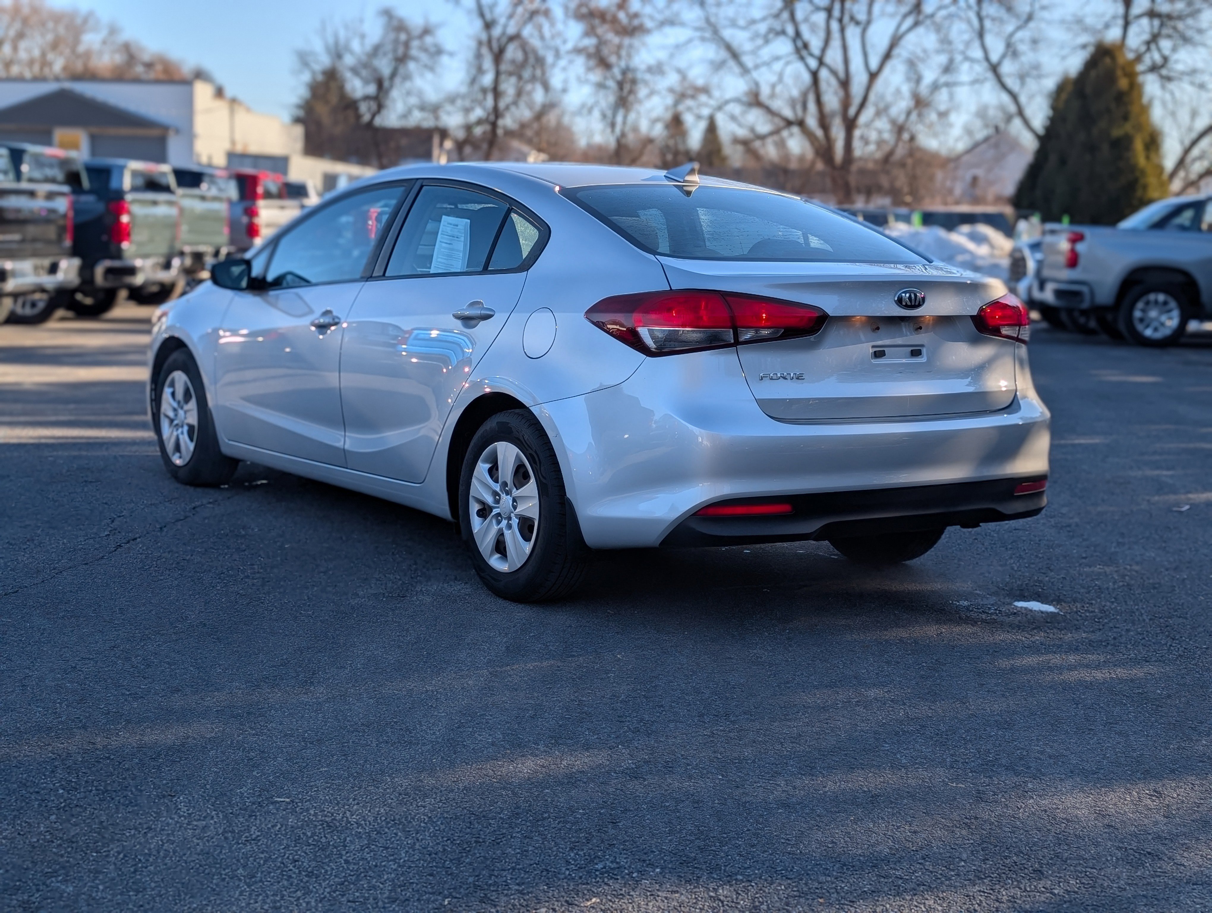 Used 2018 Kia Forte LX w/ LX Popular Package image 10