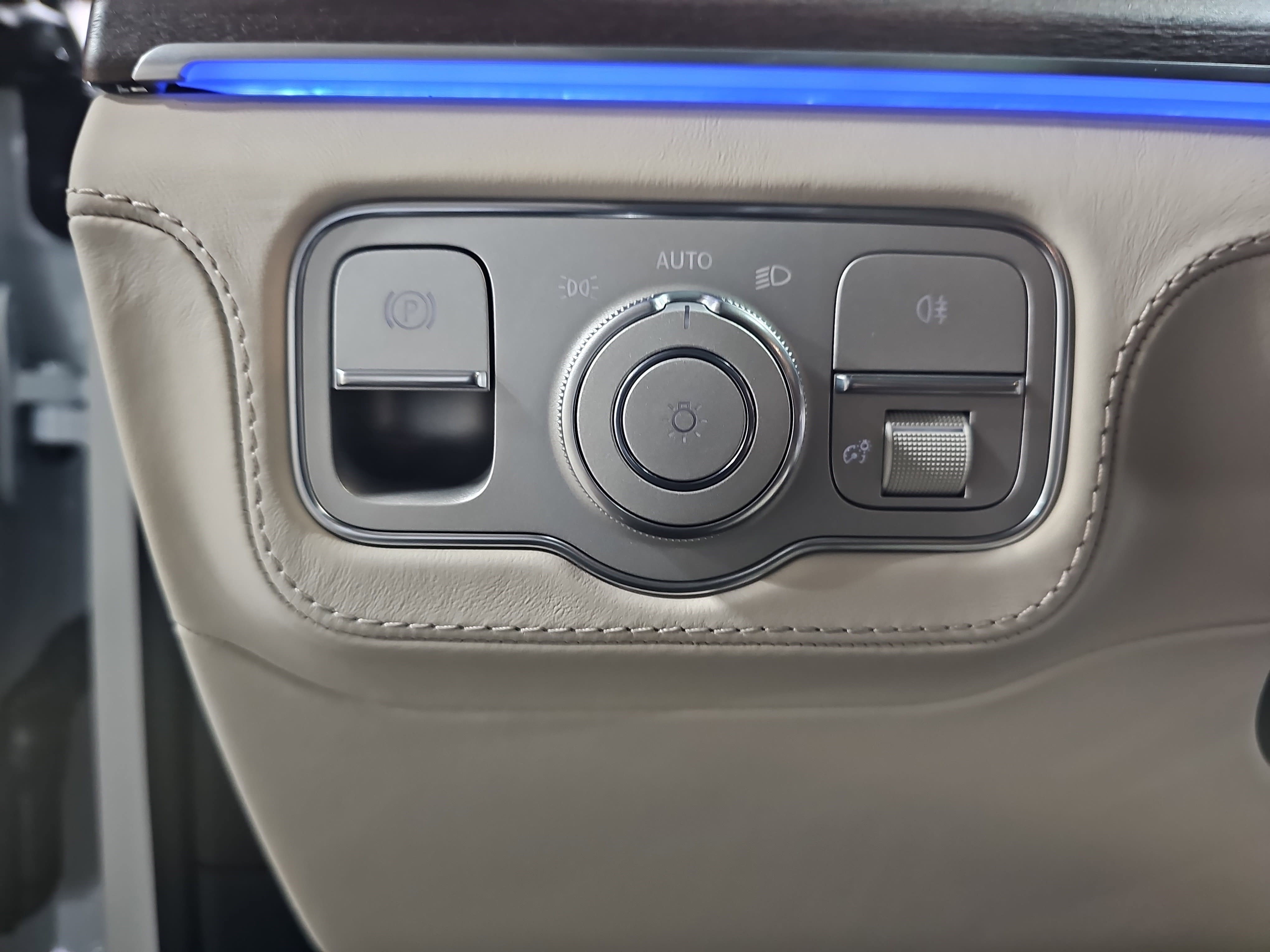 New 2026 Mercedes-Benz GLS 63 AMG 4MATIC image 28