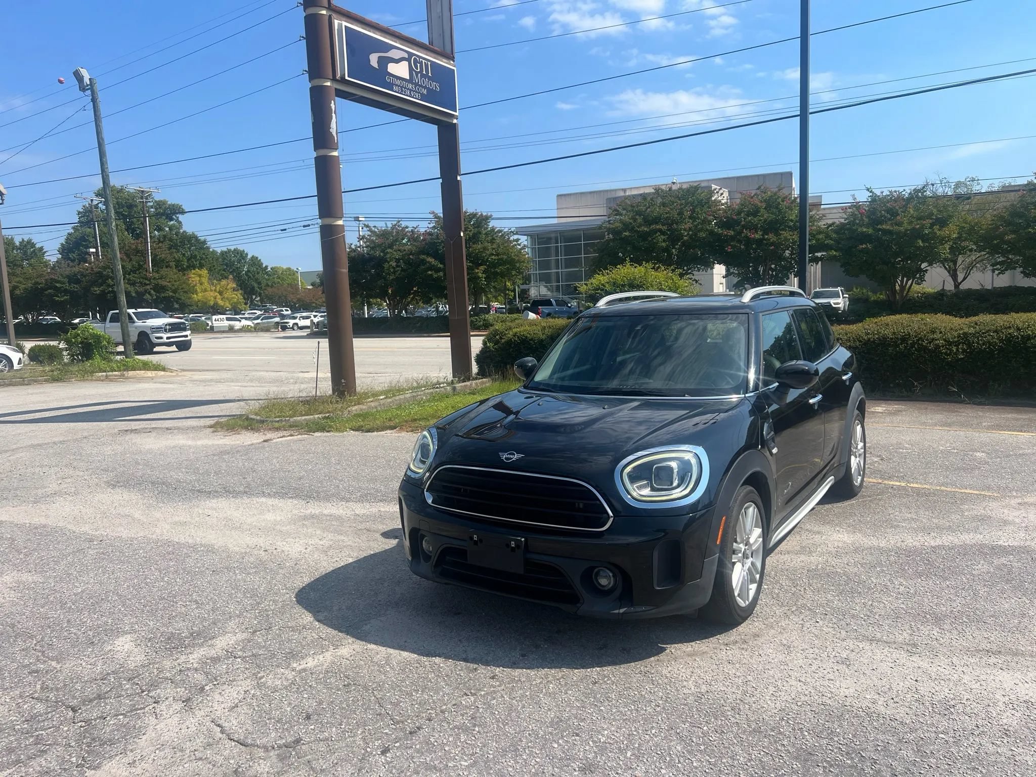 Used 2022 MINI Cooper Countryman ALL4 AWD/4WD image 3