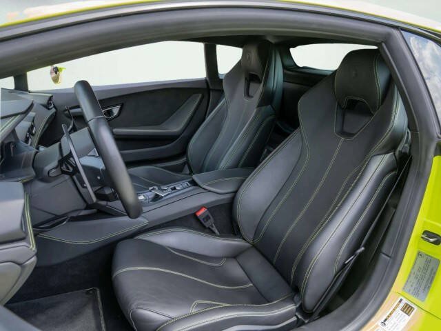 Used 2016 Lamborghini Huracan LP 610-4 Avio AWD/4WD image 28