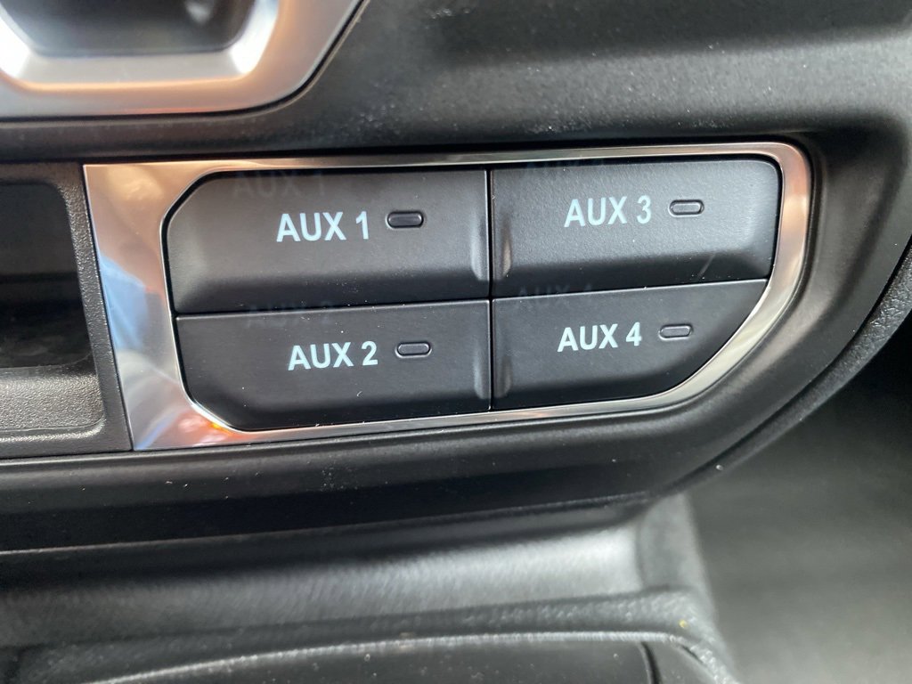 New 2025 Jeep Wrangler Sahara image 28