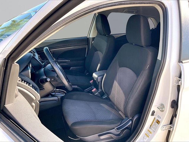 Used 2017 Mitsubishi Outlander Sport ES image 27