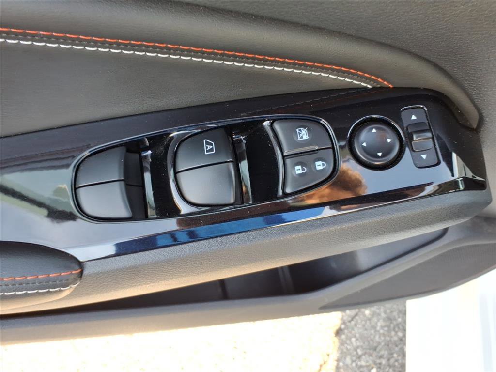 Used 2023 Nissan Altima 2.5 SR w/ SR Premium Package image 25