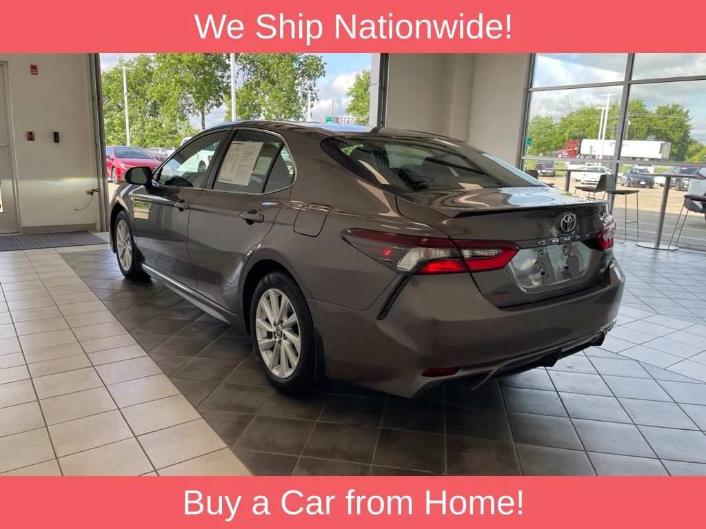 Used 2024 Toyota Camry SE FWD image 7