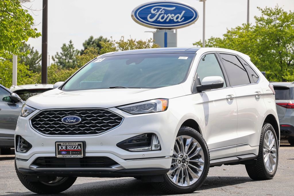 Used 2021 Ford Edge Titanium w/ Equipment Group 301A AWD/4WD image 2